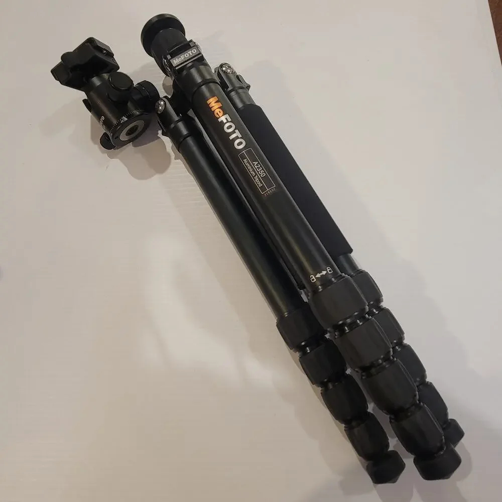 MeFOTO A2350Q2 GlobeTrotter Aluminum Travel Tripod with case
